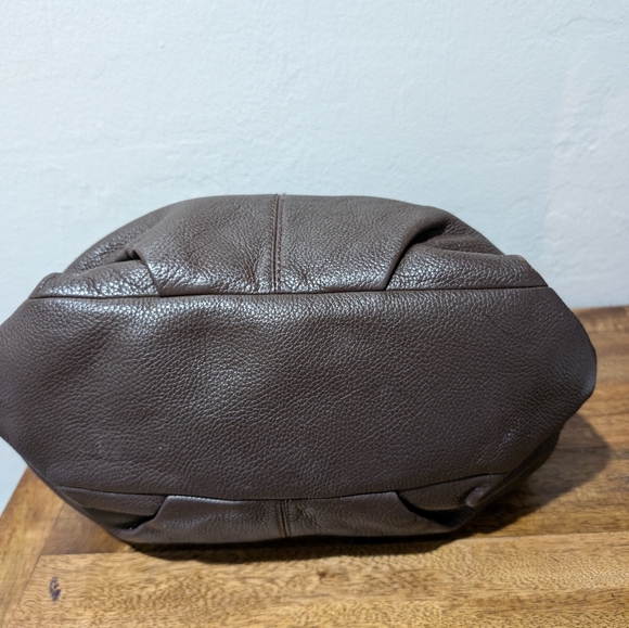 COACH F15064 Brown Duffle Bucket Pebbled Leather Shoulder Bag Purse - Picture 5 of 16